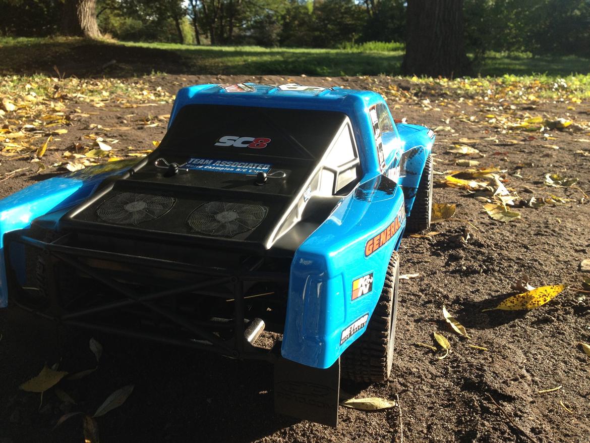 Bil Associated SC8.2e Slick Mist billede 6