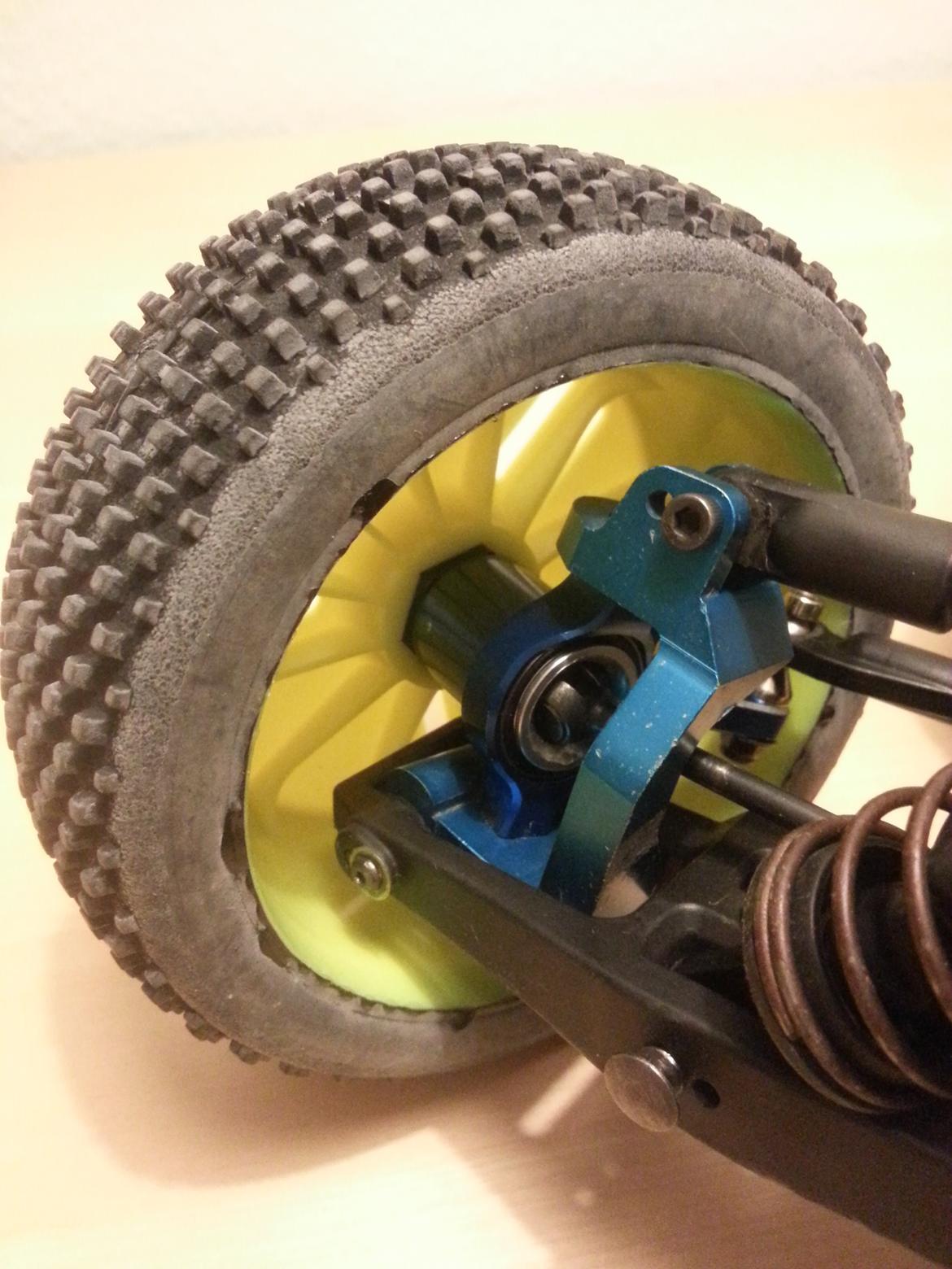 Buggy Team Associated RC8.2e billede 5