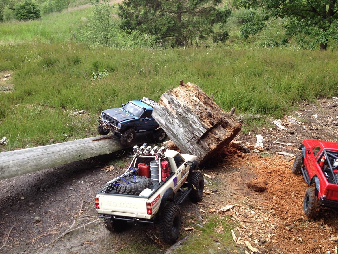 Off-Roader Axial SCX-10 Hilux "Truck Norris" billede 50