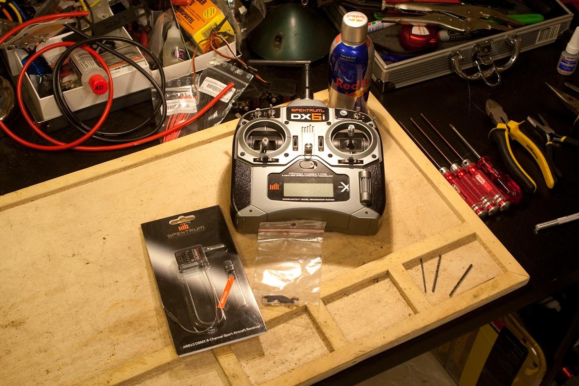 Off-Roader Axial SCX-10 Dingo - Min DX6i skal tilsluttes til bilen. billede 25