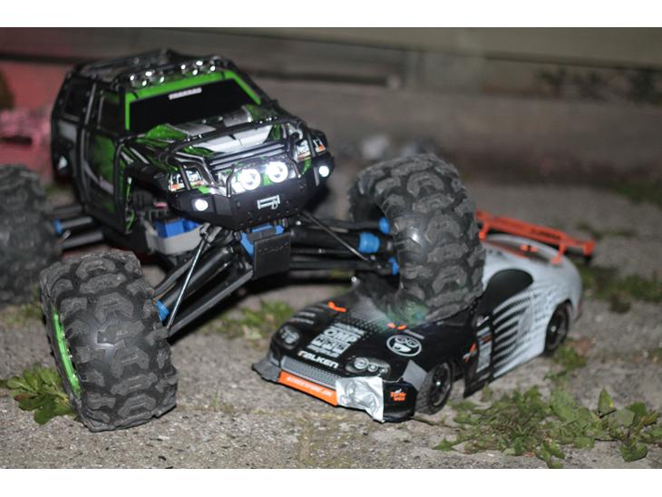 Off-Roader Traxxas Summit 1/10 - hehe min ene Sniper skulle ofres lidt billede 1