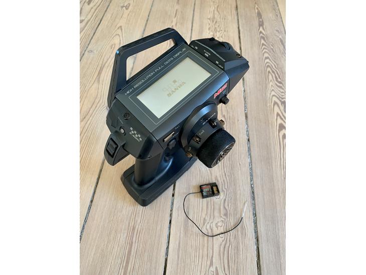 SANWA M12 Sender med modtager og VRC dongle kr. 1100 brugte elektronik