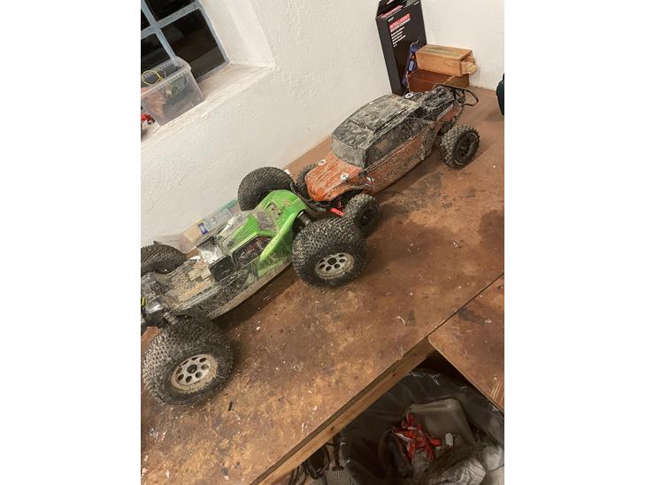 {{currentPhoto.altText}} billede {{currentPhoto.number}}