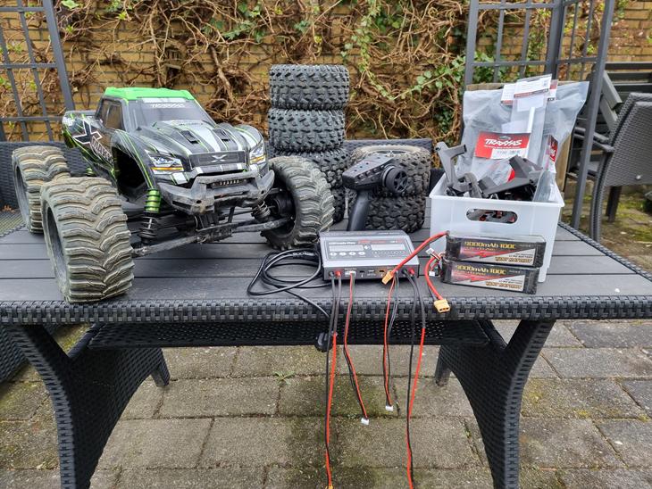 {{currentPhoto.altText}} billede {{currentPhoto.number}}