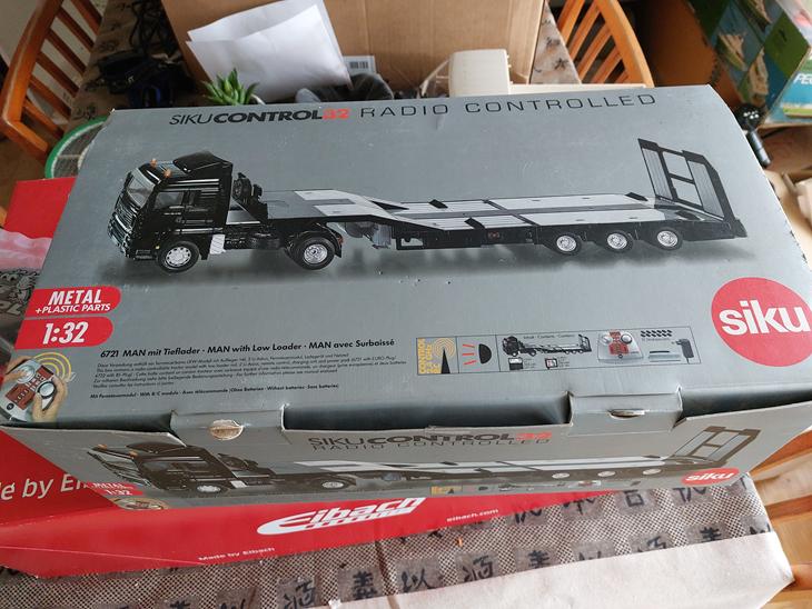 {{currentPhoto.altText}} billede {{currentPhoto.number}}