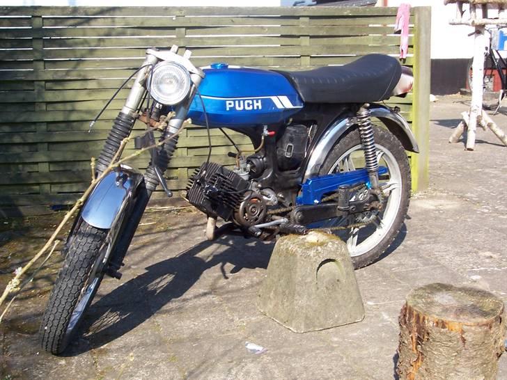 Puch Monza 3 gear fra dag nr. 1 - Så er tank og sæde også på plads 31/4 2007 billede 45