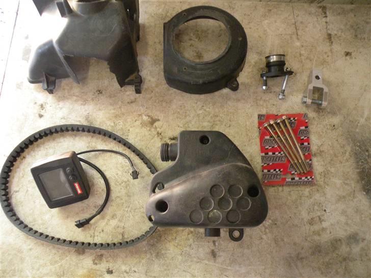 Peugeot TKR DELE - Flere dele som følger med. billede 7