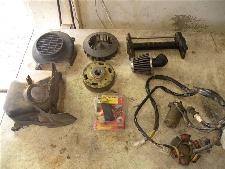 Peugeot TKR DELE - Endnu flere dele følger med. billede 8