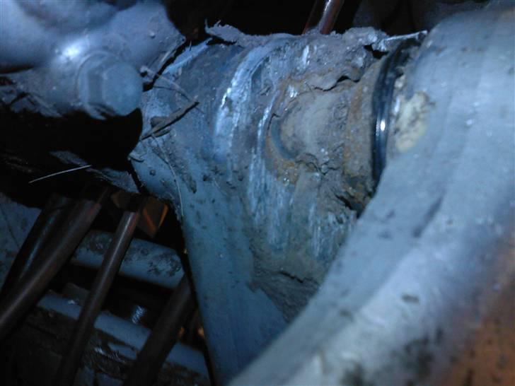 Nye dele til min crosser - Bagsvingeren. ved fortandhjulet hvor kæden har spist alu'et billede 11