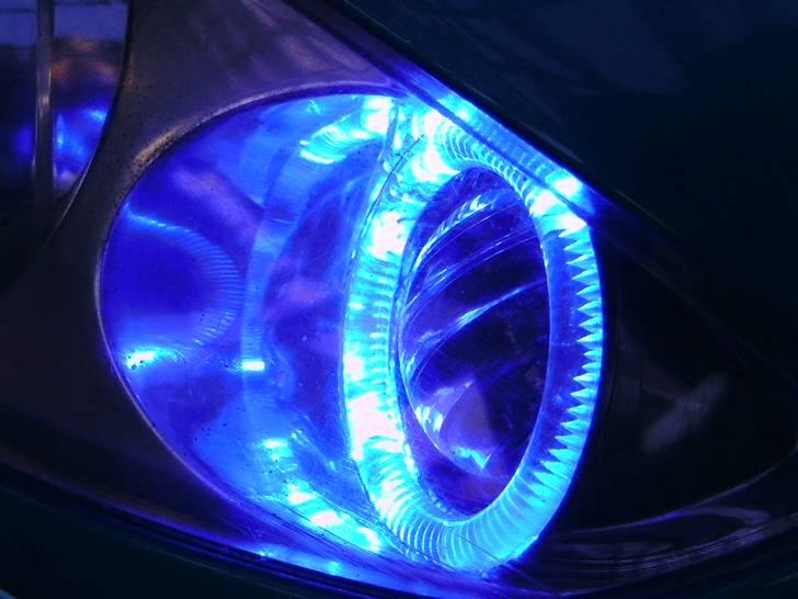 Speedfight med angel eyes billede 3