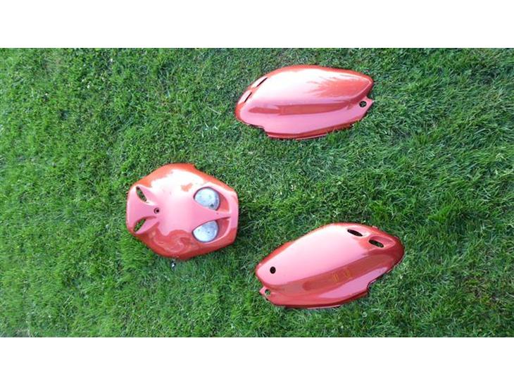 {{currentPhoto.altText}} billede {{currentPhoto.number}}