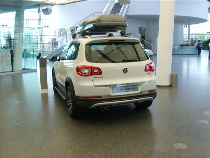 Autostadt ved Volkswagen fabrikken i Wolfsburg billede 10