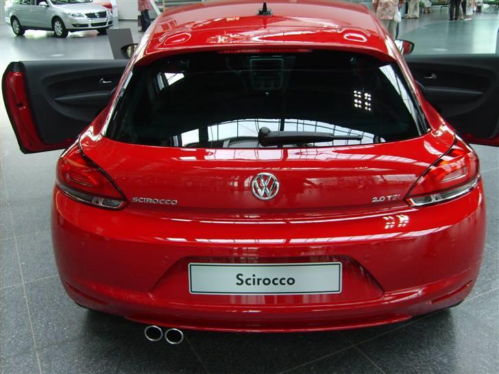 Autostadt ved Volkswagen fabrikken i Wolfsburg - Den nye Scirocco billede 13