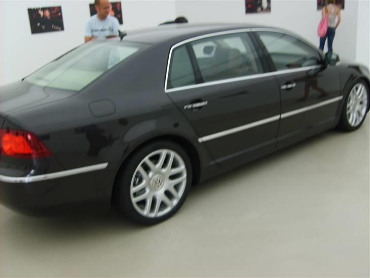 Autostadt ved Volkswagen fabrikken i Wolfsburg billede 36