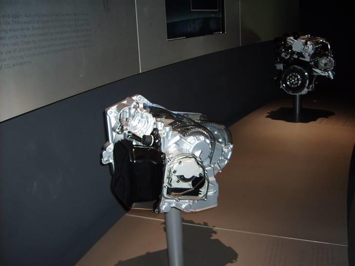 Autostadt ved Volkswagen fabrikken i Wolfsburg billede 40