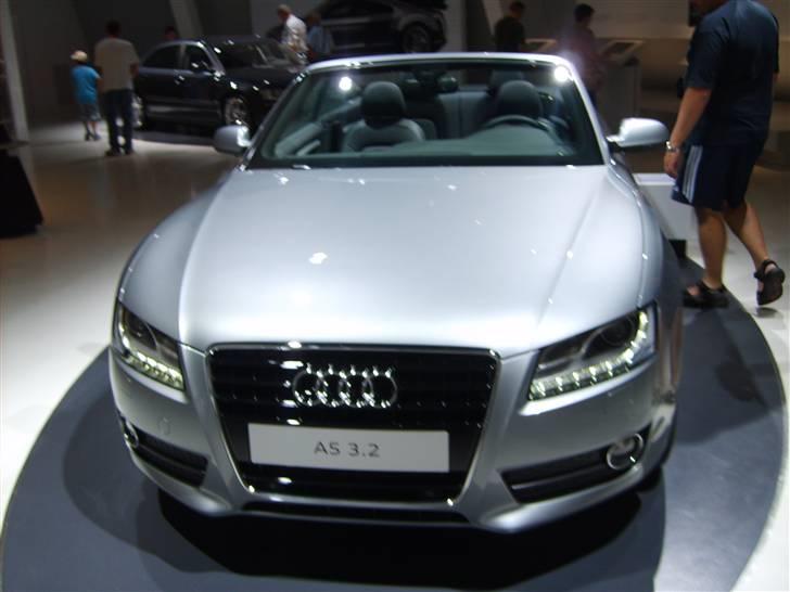 Autostadt ved Volkswagen fabrikken i Wolfsburg billede 51