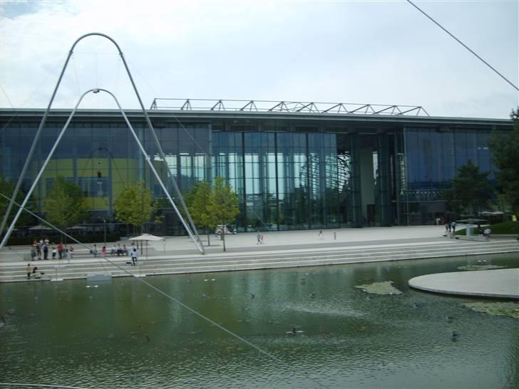 Autostadt ved Volkswagen fabrikken i Wolfsburg billede 88