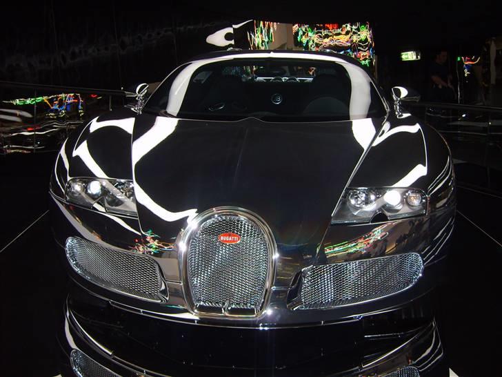 Autostadt ved Volkswagen fabrikken i Wolfsburg billede 95