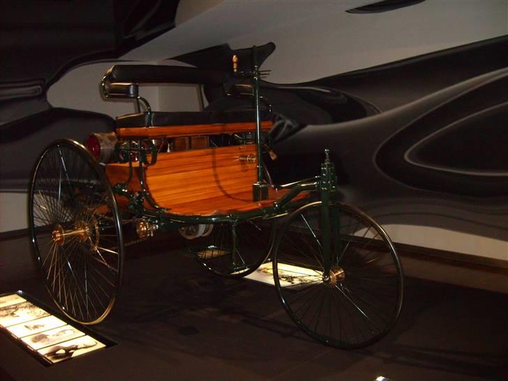 Autostadt ved Volkswagen fabrikken i Wolfsburg - Så nåede vi til historien billede 103