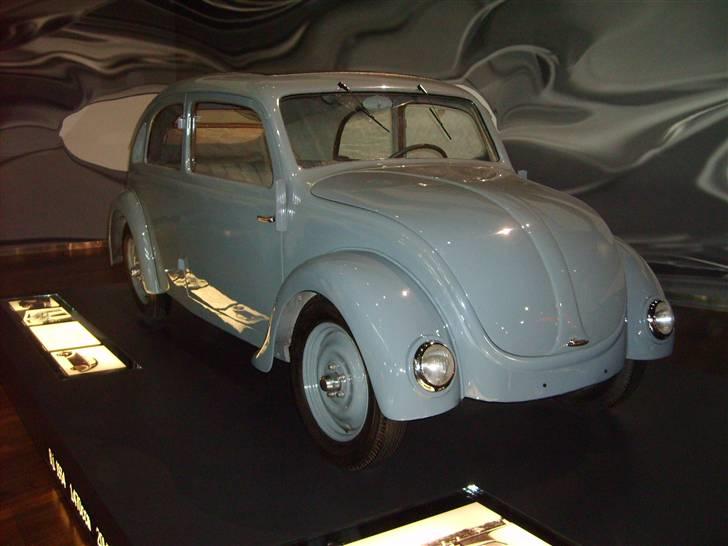 Autostadt ved Volkswagen fabrikken i Wolfsburg - Dette var en prototype billede 133