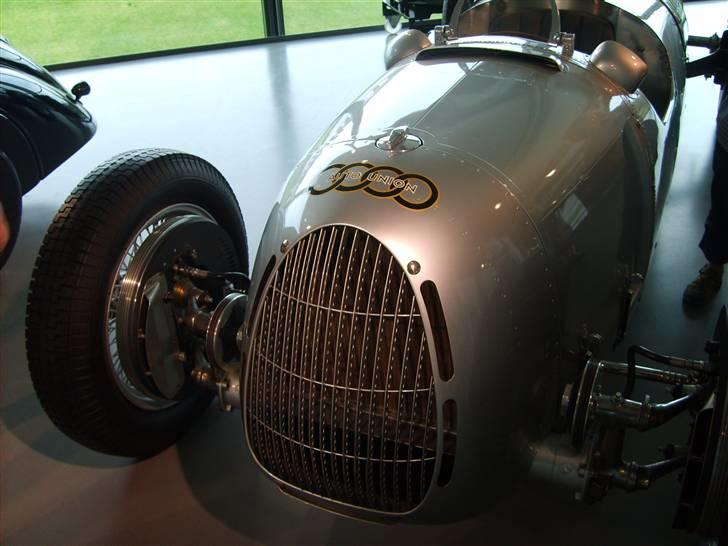 Autostadt ved Volkswagen fabrikken i Wolfsburg billede 142