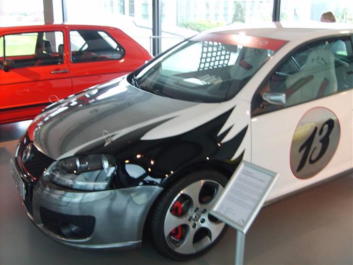 Autostadt ved Volkswagen fabrikken i Wolfsburg billede 160
