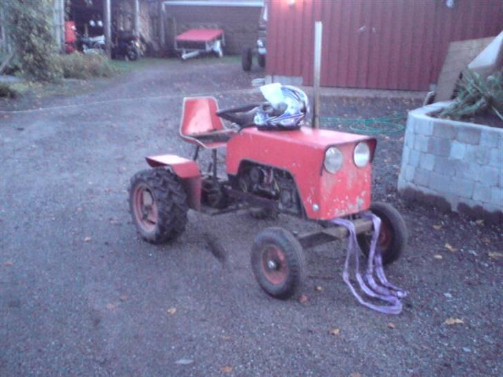 Havetraktor trækker  - Da vi skulle hjemme fra mig med den og op på til michael med den fordi vi skulle lave tænding på den billede 2