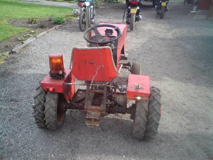 Havetraktor trækker  - Dens røv den ser lidt handi ud bagfra :b billede 9