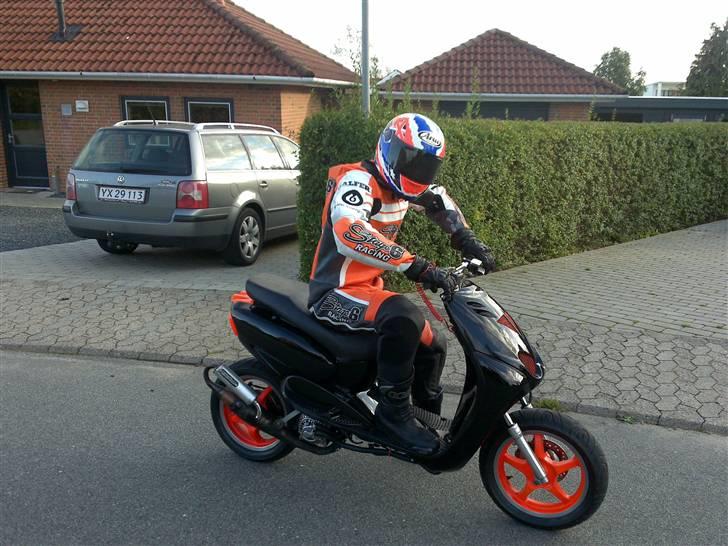 Fremvisning af ny dragt + Sjov :) - Ude at lufte nerox'en :) billede 12