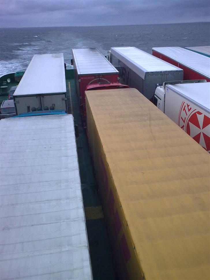 Lastbil - Jeg gik og kedede mig på færgen imellem Aarhus og Kalundborg. billede 10