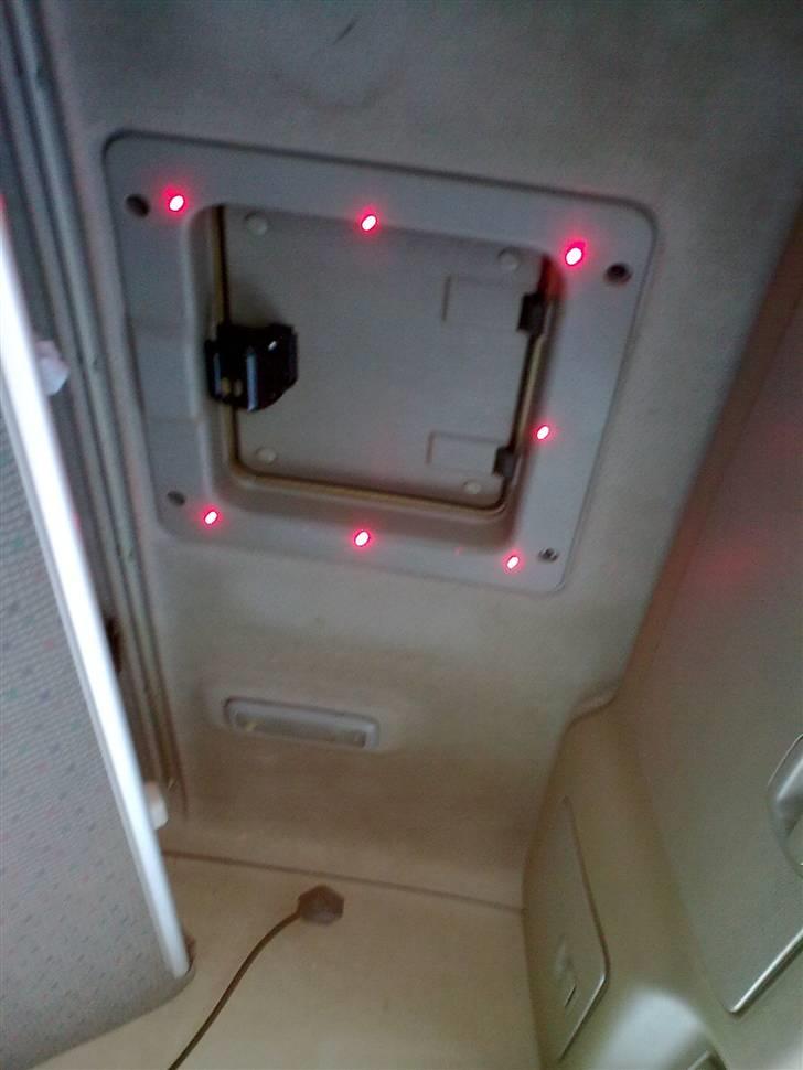 Lastbil - Billederne er taget oppe ved Dankalk i Løgstør billede 1