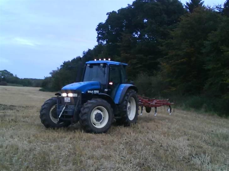 New holland 8260 billede 1
