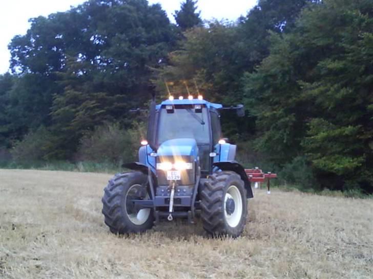 New holland 8260 billede 2