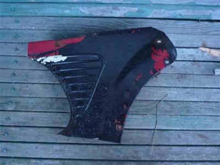 NSU Quickly TT 1961 - Dækskjoldet, der udfylder hullet mellem tank og bagskærm. billede 3