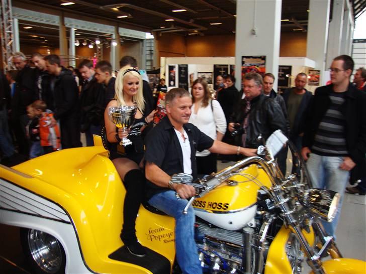 Scandinavian Custom Show Streetfire 1.Nov 351 billeder - Vinderen af Bedste custom cykel af sin egen klasse  v8 8.2 liters 600 hk Cykel :D billede 71