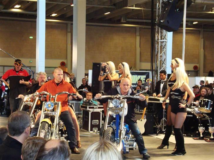 Scandinavian Custom Show Streetfire 1.Nov 351 billeder - Vinder af sin egen klasse. Sølv/Blå billede 83