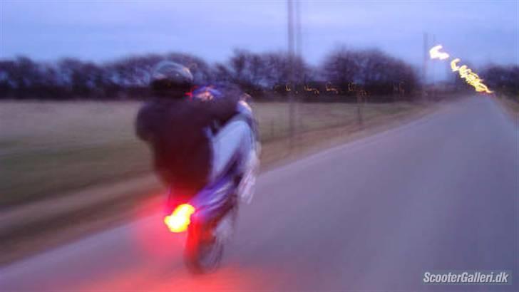 Kørsel på 1 hjul ! billede 17