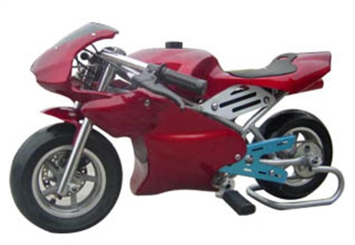 Køretøjer jeg har haft - Pocket lort fra kina
Skulle jo være med på den nye "dille" så købte sådan en lille djævel men den gik hurtigt i stykker
Har den ikke længere billede 10