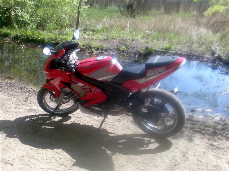 Køretøjer jeg har haft - Endelig fik jeg min elskede Rieju rs2 matrix
Købt som totalskadet, men har sat den i stand som i kan se
Krumtap var smadret, stempel, topstykke og cyl. manglede. og skjoldene var helt bollet
 billede 13