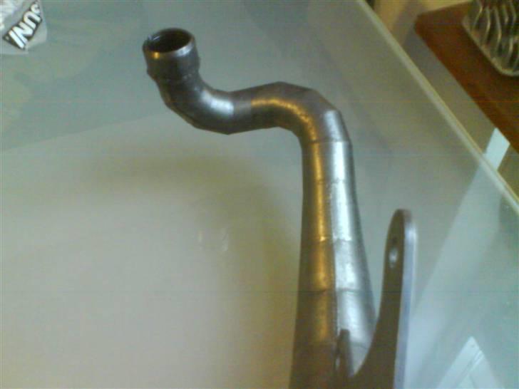 Forskellen på Yasuni C16 og C16 city - C16 CITY: Mange mener bla at ydelses forskellen ligger i forrøret, da C16 city's forrør er meget ''snøget'' og derfor har et ''dårligere'' flow. billede 9