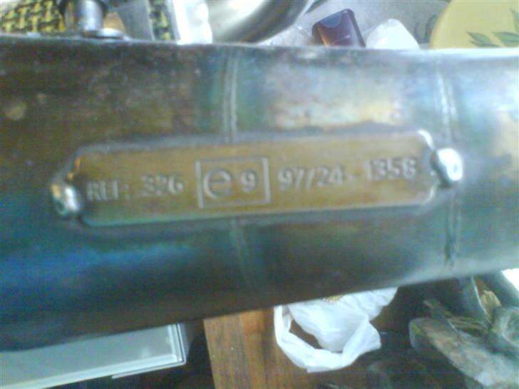 Forskellen på Yasuni C16 og C16 city - På C16 City, kan i se at det er E godkendt, Dvs det er lovligt på en knallert 45, så længe begrænsningerne sidder i. billede 7