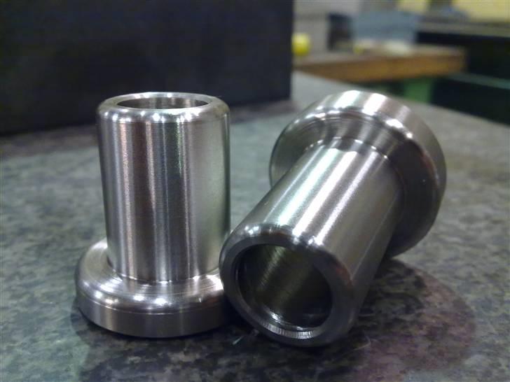 CNC udfræsning og drejning (: - Færdig resultat af afstandsstykkerne (: billede 8