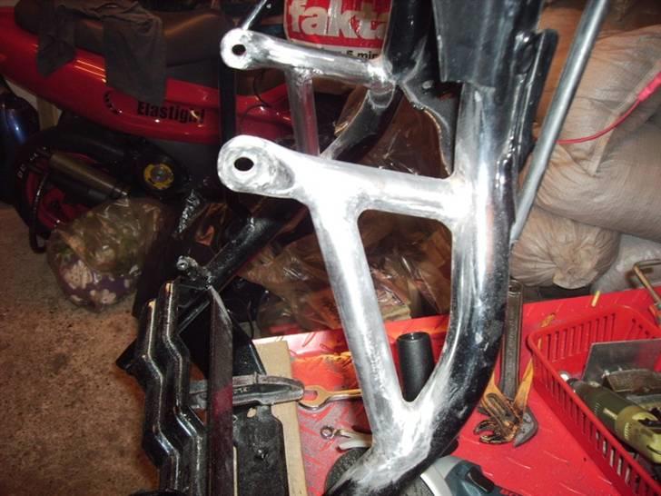 Hurtigdrengen - En eftersvejsning var til sidst nødvendig, derfor skulle han lige op og stå på højkant. billede 24