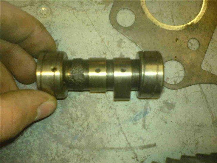 Honda CD 50 Fra start til slut - Knastaksel original, måske skal jeg have en skarpere men nu vil jeg lige se hvordan den her kører billede 9