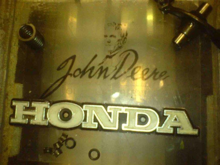 Honda CD 50 Fra start til slut - Tankmærkerne billede 33