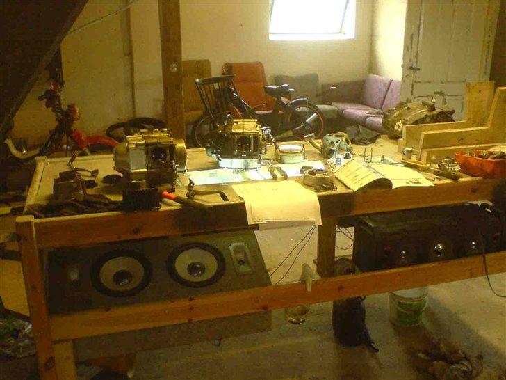 Honda CD 50 Fra start til slut - Musik under bordet, det bliver man ikke lige træt af billede 35