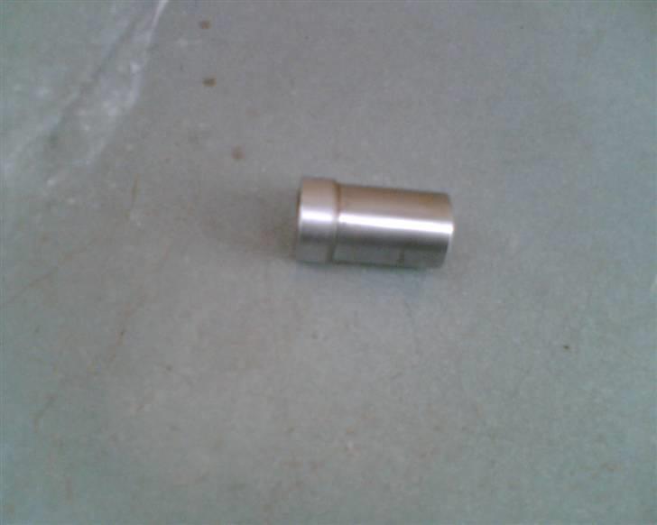 Kymco Super 8 begrænsninger - Der sidder en variator begrænsning, som i dette tilfælde er hele gliderøret som skal udskiftes.
Jeg havde en at ligge fra en Hot 50 billede 2