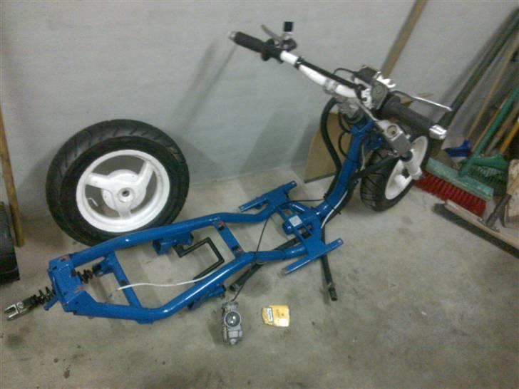 Aprilla sonic lc hebo manston - Da jeg lige fik den hjem :) billede 1