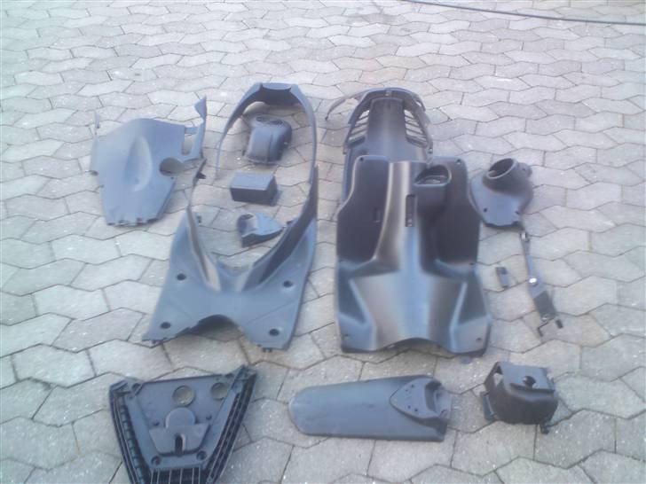 Den røde jog r - Inderskjolde (før) billede 17