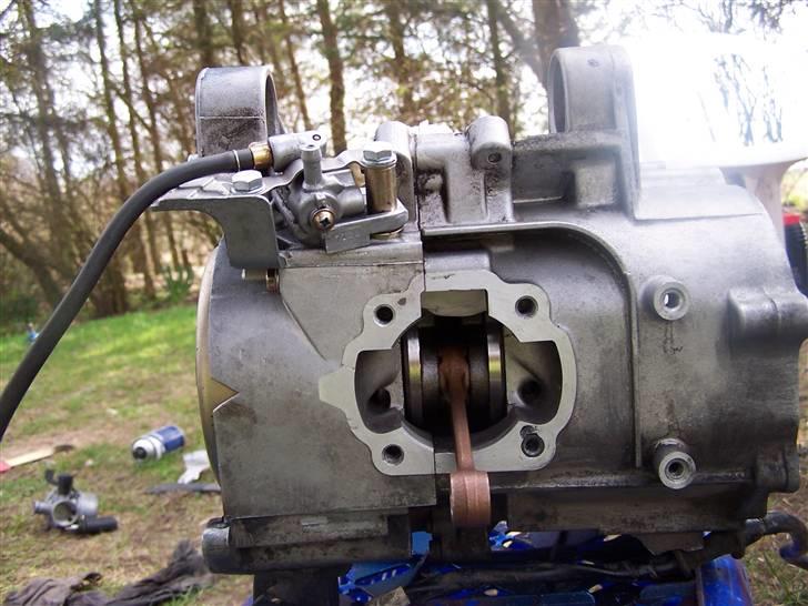 HOTens nye motor! - Næsten ny Krumtap Har kun gåde 2500km lige som rasten af blokken billede 6